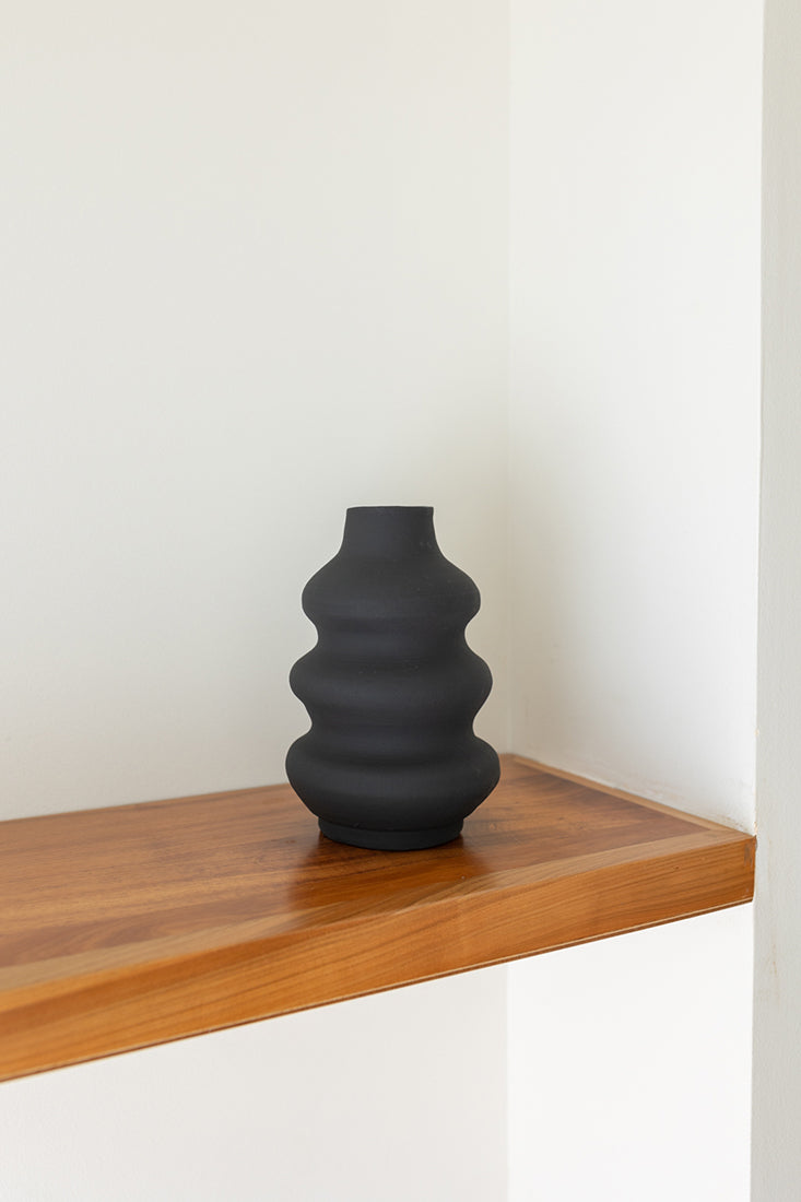Vase - Sienna noir Oito Atelier